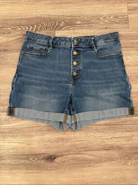 3/$15 Nine West High-Waist Button-Front Denim Shorts - Blue
